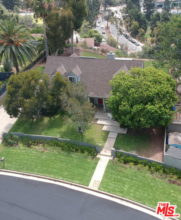 Drew Fenton | 902 EL MEDIO Avenue Pacific Palisades CA | MLS: 7315125