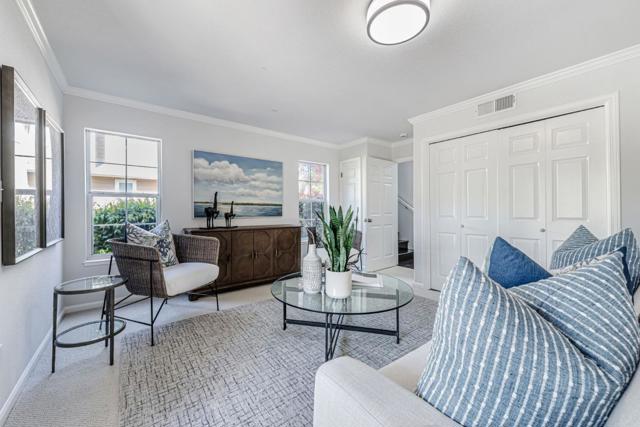 366 Treasure Island Drive, Belmont CA: https://media.crmls.org/mediaz/ea67f6e0-4b45-44fd-86c9-f1b372cb8e6e.jpg