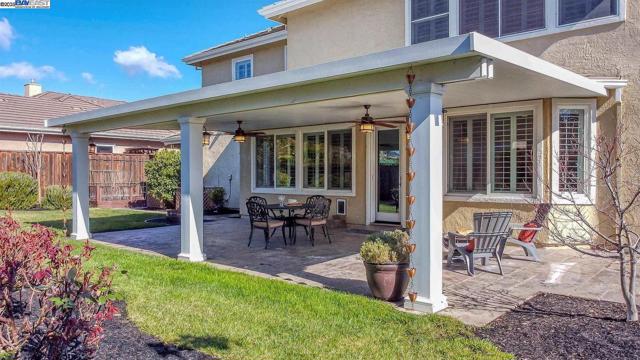 787 Barleta Ln, Livermore CA: https://media.crmls.org/mediaz/ea6877d8-7b4c-4e50-9dbf-42c071e29bb0.jpg