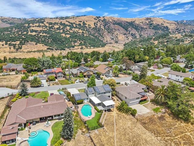 17365 Oak Leaf Drive, Morgan Hill CA: https://media.crmls.org/mediaz/ea68a6bb-5977-4bdf-b299-052e9fbab467.jpg