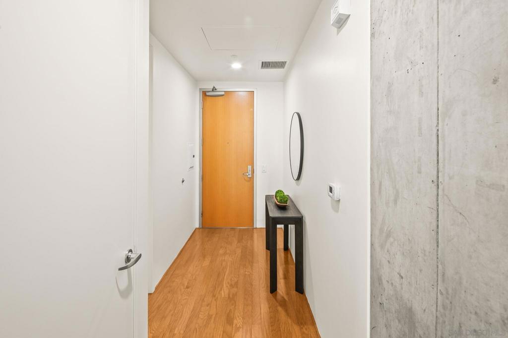 1025 Island - photo 16