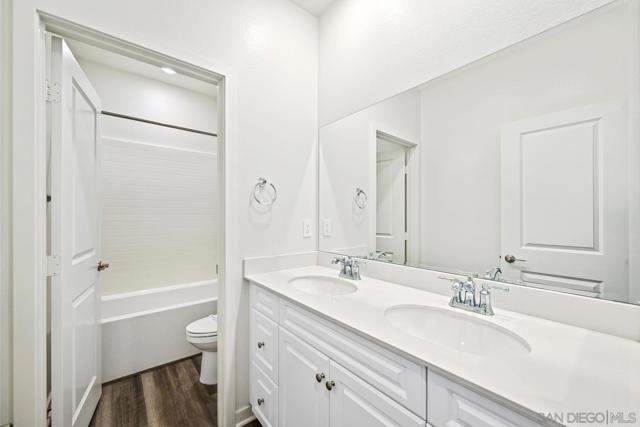 13410 Pasture Ct, Valley Center CA: https://media.crmls.org/mediaz/ea696544-7644-4322-a87c-8ef80ca4e4c4.jpg