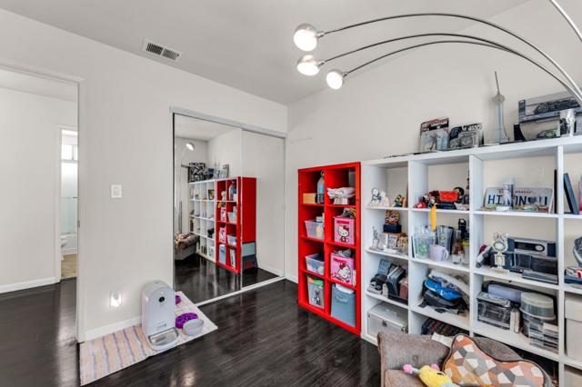 4438 Calypso Terrace, Fremont CA: https://media.crmls.org/mediaz/ea6a16f2-27d6-43f7-a0be-7d5f4b30e723.jpg