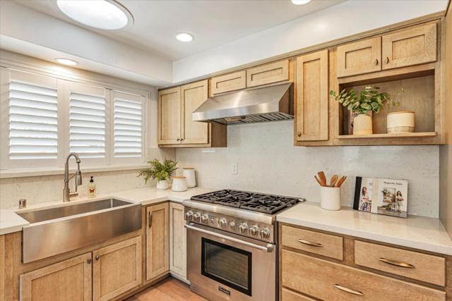 Image 11 of 52 For 20387 Clay Street