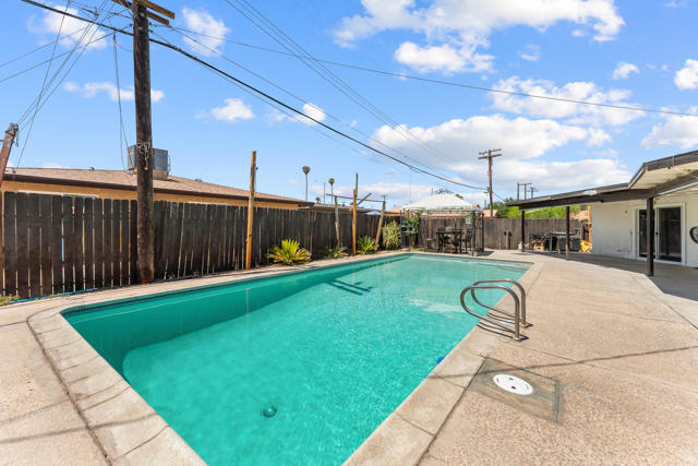 83307 Tourmaline Avenue, Indio CA: https://media.crmls.org/mediaz/ea6c3270-4b99-4ff2-a682-e2e82c630461.jpg