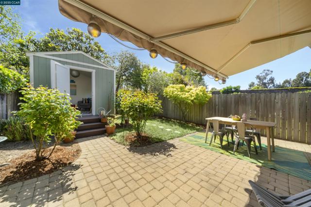 5430 Santa Cruz Ave, Richmond CA: https://media.crmls.org/mediaz/ea6c905f-db30-4d2b-abba-245cf22cb22c.jpg