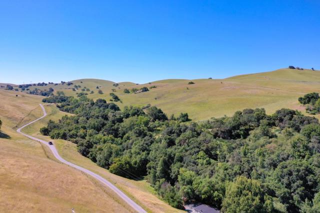 Image 6 of 20 For 6821 Silver Creek Road