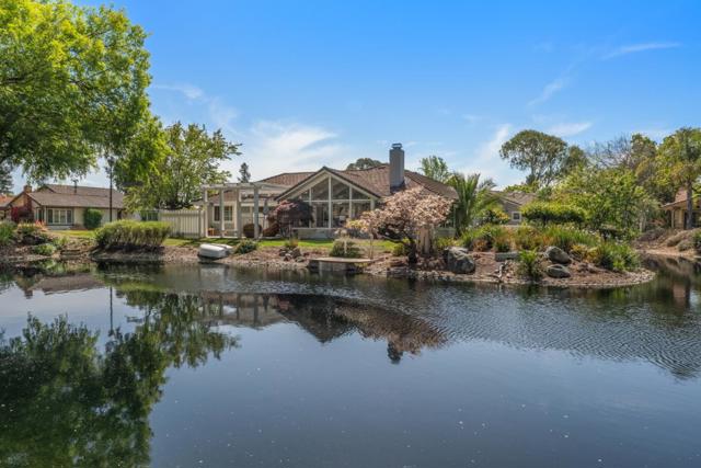 8047 Chardonay Court, San Jose CA: https://media.crmls.org/mediaz/ea6d5fdf-eeb3-44ad-8855-fd3b03db7b08.jpg
