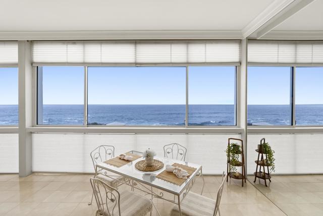 939 Coast Boulevard, La Jolla CA: https://media.crmls.org/mediaz/ea6e4ae4-188d-4b1e-9f49-faeaaaecbdde.jpg