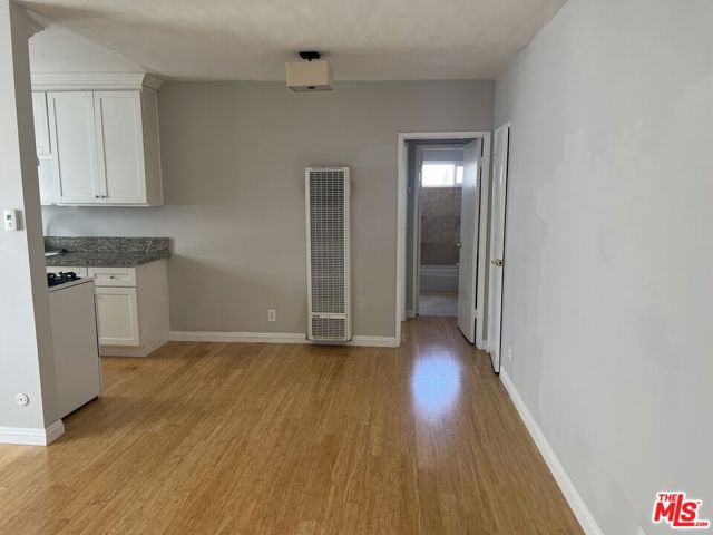 233 N PARK VIEW Street, Los Angeles CA: https://media.crmls.org/mediaz/ea6e6dbd-36b0-4e73-b0d0-574e8b8f4113.jpg