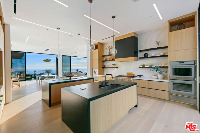 Drew Fenton | 29623 Cuthbert Road Malibu CA | MLS: 7185754