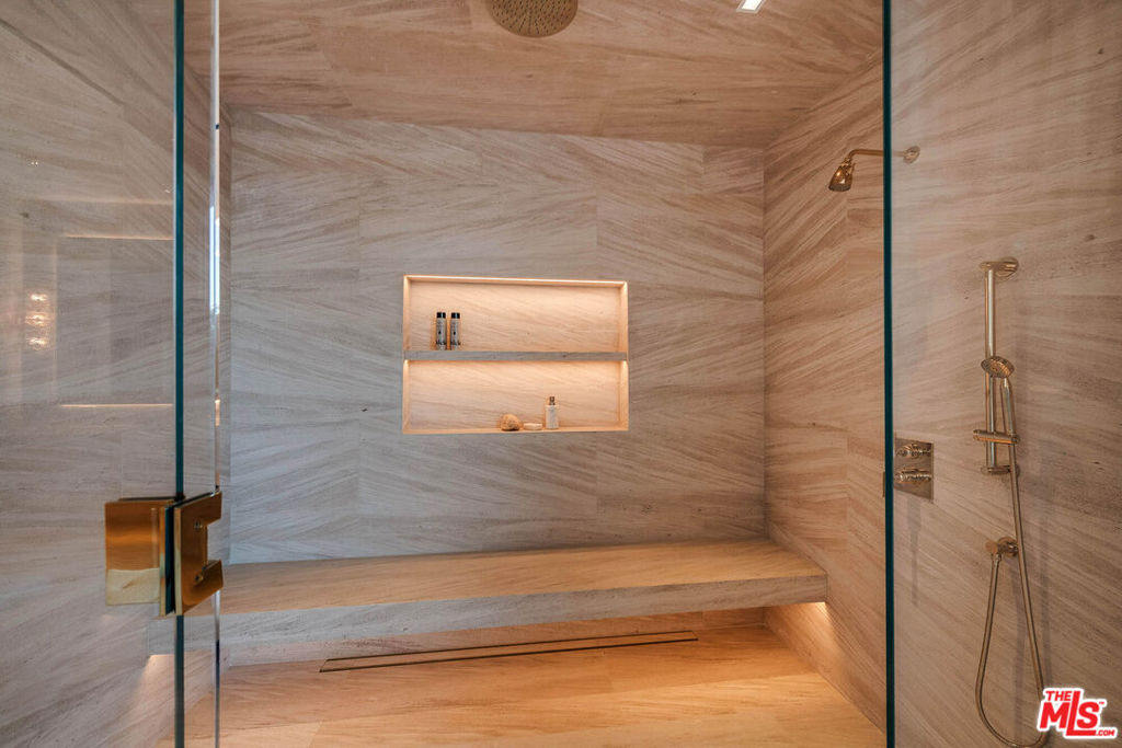 MLS #26849853 image #43