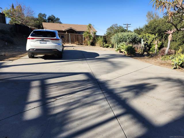238 Lilac Dr., El Cajon CA: https://media.crmls.org/mediaz/ea6fd262-e75e-4043-988c-c481f3850316.jpg