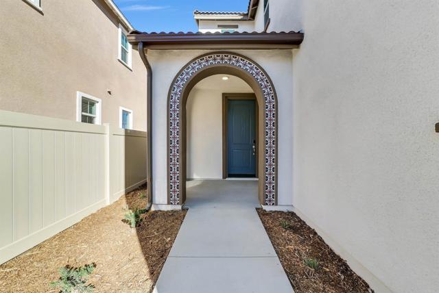 Detail Gallery Image 4 of 38 For 28386 via Solero, Temecula,  CA 92591 - 3 Beds | 2/1 Baths