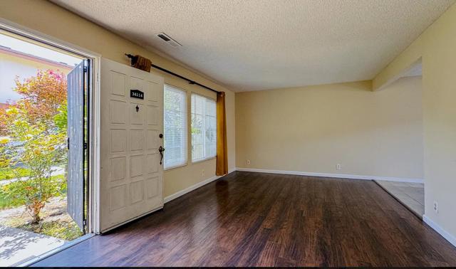 34114 Chamberlain Terrace, Fremont CA: https://media.crmls.org/mediaz/ea723298-7a6c-4127-b7e9-be3d6dbe92e6.jpg