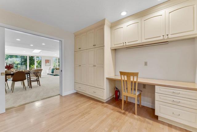 825 Skyward Drive, Aptos CA: https://media.crmls.org/mediaz/ea73b197-bc54-4027-ae8e-da6acc67504f.jpg