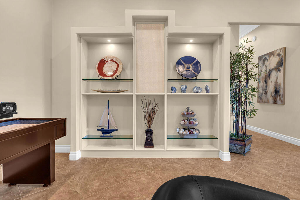 MLS #219138315DA image #12