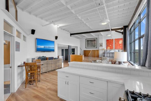 4053 Harlan Street, Emeryville CA: https://media.crmls.org/mediaz/ea758dc9-6c3a-4060-8567-bb1a0d3e083e.jpg