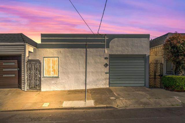 1033 Girard Street, San Francisco CA: https://media.crmls.org/mediaz/ea76570e-a7ba-41e4-af7c-3abe4fde98f8.jpg