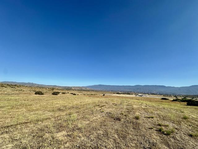 41300 Jojoba Hills Circle, Aguanga CA: https://media.crmls.org/mediaz/ea76764d-d832-4190-8f2d-987db43cb2fb.jpg