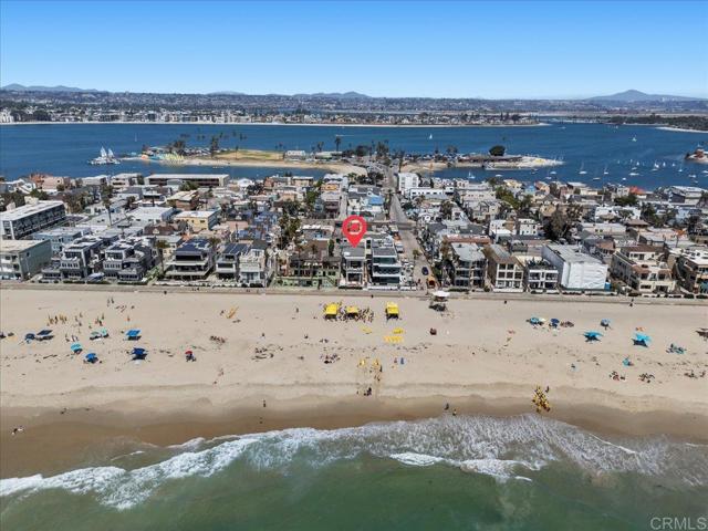 Detail Gallery Image 51 of 57 For 3709 Ocean Front Walk, San Diego,  CA 92109 - 3 Beds | 3/1 Baths