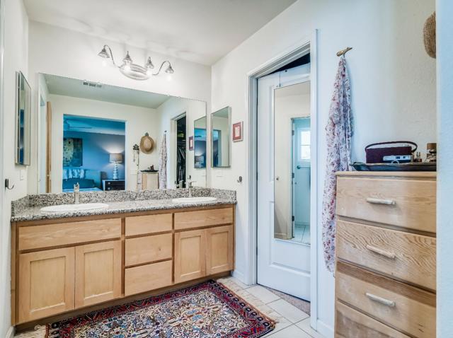 140 Sarafina Way, Gilroy CA: https://media.crmls.org/mediaz/ea770d67-b613-4101-bcd5-75176ff98812.jpg