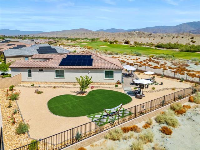 42940 Ascona Lane, Indio CA: https://media.crmls.org/mediaz/ea781cf8-2cd6-459f-8680-89c53a0c46c4.jpg