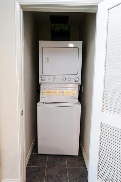 427 9th Avenue, San Diego CA: https://media.crmls.org/mediaz/ea78a796-5278-4c91-961f-960c55c9aa5f.jpg