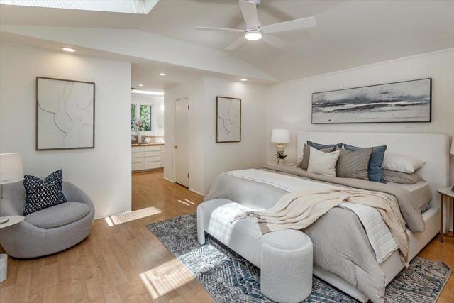 744 Los Altos Avenue, Los Altos CA: https://media.crmls.org/mediaz/ea78bc75-a8c7-4f5b-a88a-53fc17750d5c.jpg