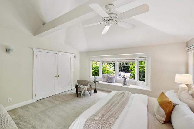 227 Santa Margarita Avenue, Menlo Park CA: https://media.crmls.org/mediaz/ea791cc2-e0a1-41c9-888b-1a49db296c54.jpg