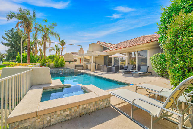 192 Kavenish Drive, Rancho Mirage CA: https://media.crmls.org/mediaz/ea794373-4056-4387-bcd2-3bc3693900e9.jpg