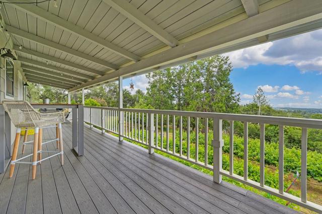 2640 Gayle Lane, Auburn CA: https://media.crmls.org/mediaz/ea7977a2-0b09-48c0-a828-739d6ead9443.jpg