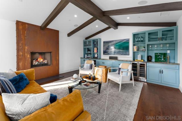 16304 Via De Santa Fe, Rancho Santa Fe CA: https://media.crmls.org/mediaz/ea79a6ca-41d4-4473-93ed-1279850c4b7c.jpg