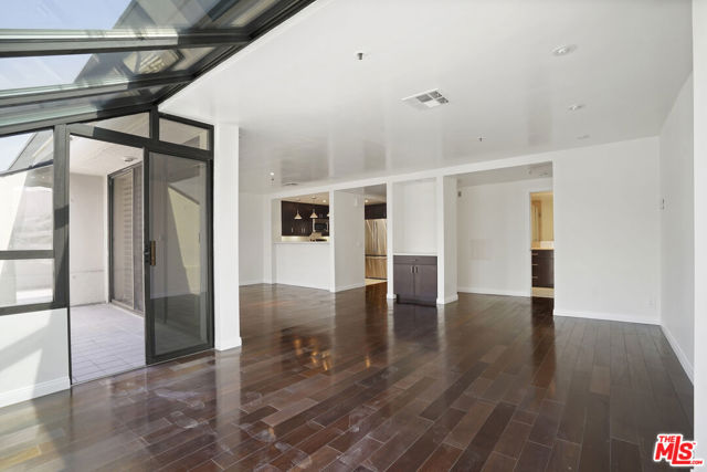 880 W 1st Street, Los Angeles CA: https://media.crmls.org/mediaz/ea7a3db1-b59e-4948-b4ca-ec114cbcb197.jpg