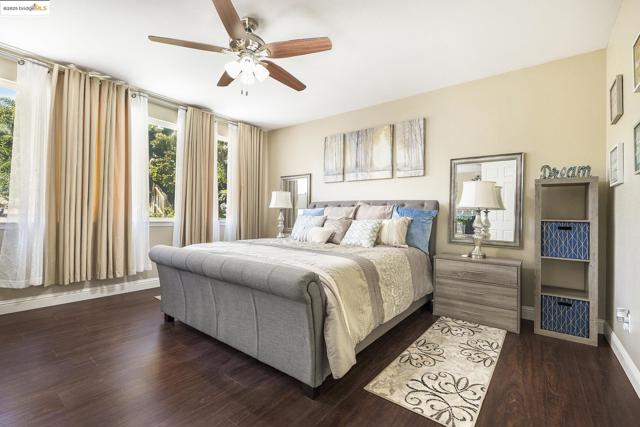 2532 Crystal Way, Antioch CA: https://media.crmls.org/mediaz/ea7a3dc2-880e-40ec-90ba-d0f103420a65.jpg