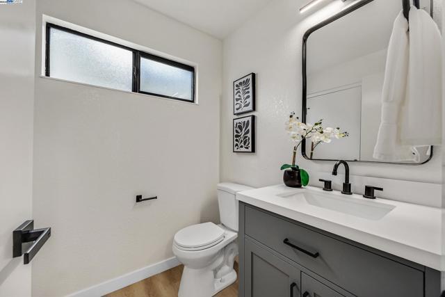 2227 Foxhill Drive, Martinez CA: https://media.crmls.org/mediaz/ea7b7fe9-32b4-4284-9e0f-8b7c9429e869.jpg