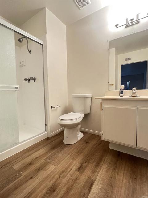 Detail Gallery Image 13 of 18 For 3230 Caminito Eastbluff Unit #70,  San Diego,  CA 92037 - 2 Beds | 2 Baths