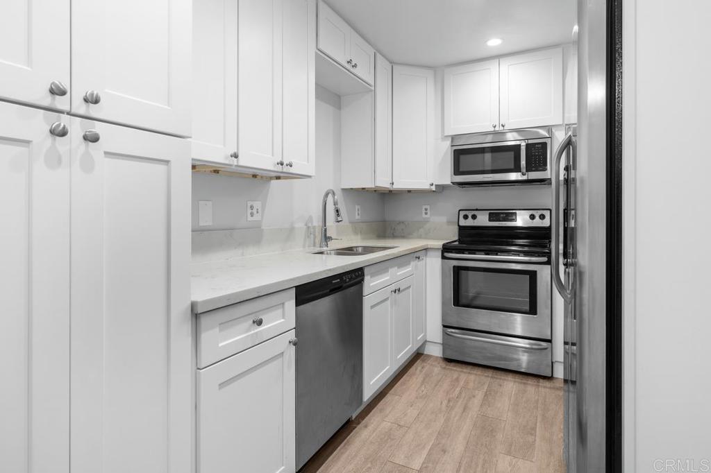 6350 Genesee Avenue - photo 10