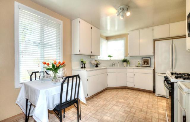 1523 Virginia Avenue, Redwood City CA: https://media.crmls.org/mediaz/ea7c06cb-ebb2-43fa-bfb5-1023ceec40a9.jpg