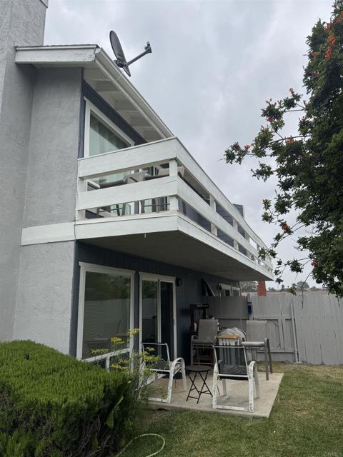 166 168 COOP COURT, Encinitas CA: https://media.crmls.org/mediaz/ea7c6235-d567-4056-a04a-d271f3941a03.jpg