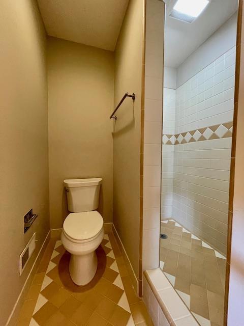 3 Comstock Queen Court, Mountain View CA: https://media.crmls.org/mediaz/ea7c8592-83e2-4f7f-9df7-7a9e0f425afa.jpg