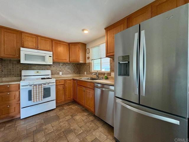 Detail Gallery Image 4 of 22 For 7908 Rancho Fanita Dr #23,  Santee,  CA 92071 - 2 Beds | 1 Baths