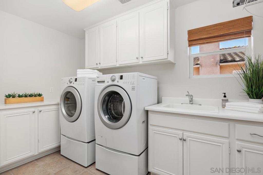 337 Flower Hill Way - photo 19