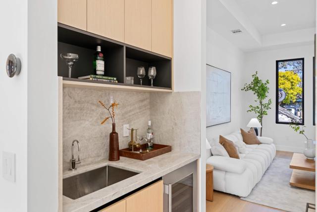 89 Centre Street, Mountain View CA: https://media.crmls.org/mediaz/ea7cd944-a955-4082-9fa3-566895eca001.jpg