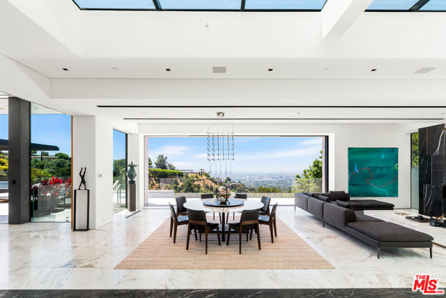 1108 Wallace, Beverly Hills CA: https://media.crmls.org/mediaz/ea7d2f3e-11a2-48eb-b59d-71a771dfdbe7.jpg