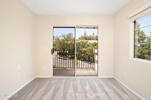 1012 Pan Court, Newbury Park CA: https://media.crmls.org/mediaz/ea7d581d-fc78-4650-9f49-c1ccf6de37b9.jpg
