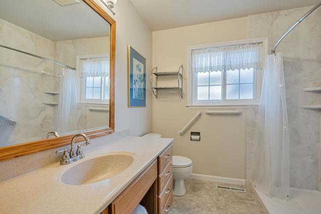 332 Arthur Road, Watsonville CA: https://media.crmls.org/mediaz/ea7da71d-afb9-4d02-87c0-d0e21d904bfb.jpg