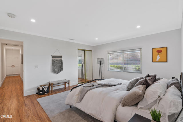 1015 Nolden Street, Highland Park CA: https://media.crmls.org/mediaz/ea7e24e3-17ff-4cbe-be41-3454a442bfa3.jpg