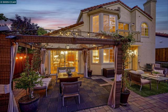 2120 Goldenrod Lane, San Ramon CA: https://media.crmls.org/mediaz/ea7e2dd0-20b3-45da-bb04-c834fc40eb24.jpg