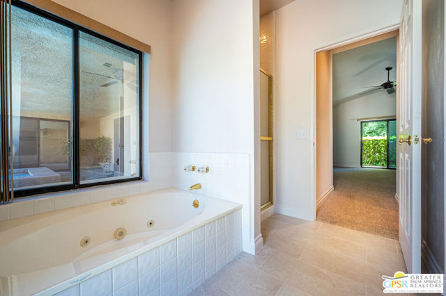 Image 40 of 47 For 1399 Via Donna